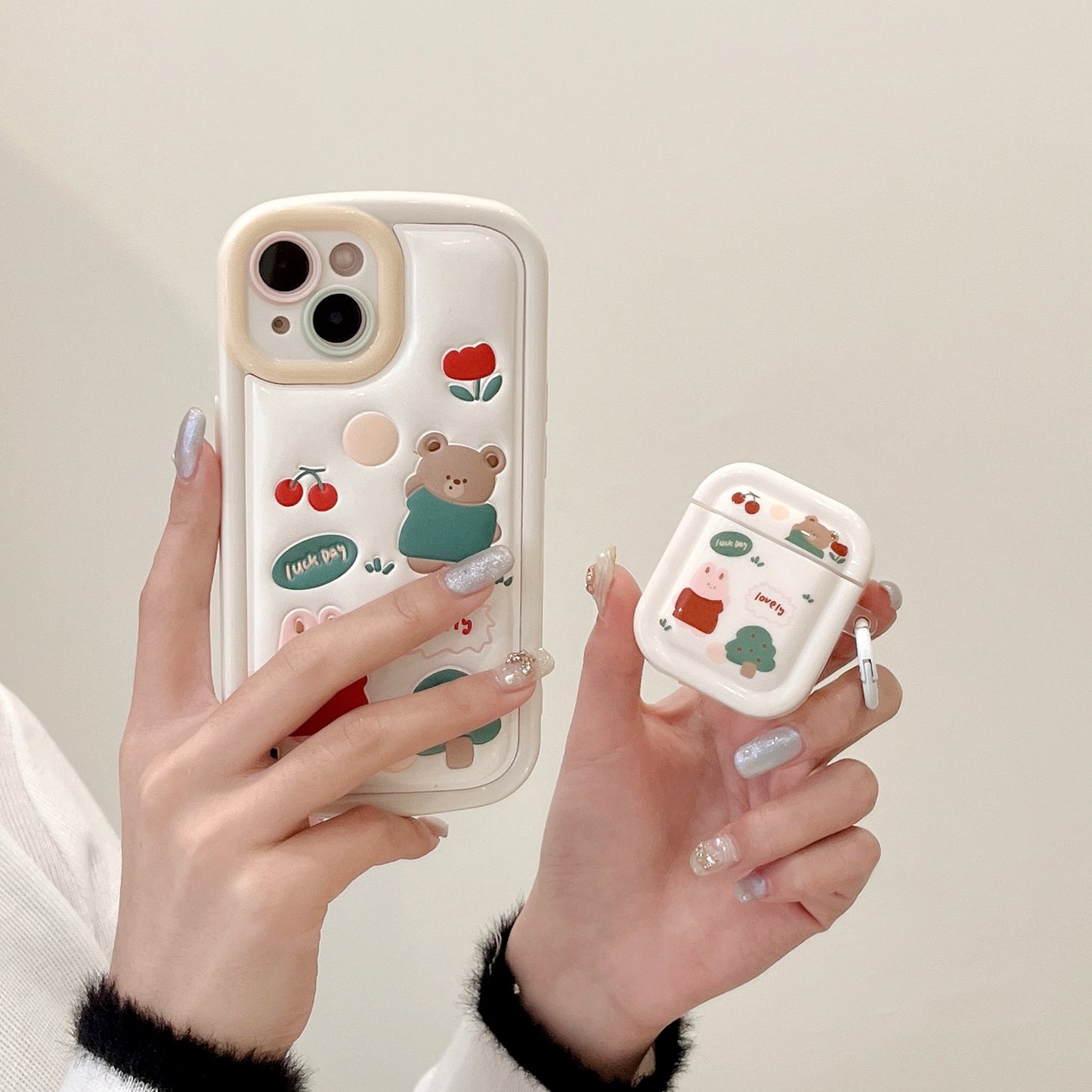 OEM wholesale phone case 14 pro Pressed Bear luxury phone case puffer Phone Case for iphone 12 13 mobile cover
