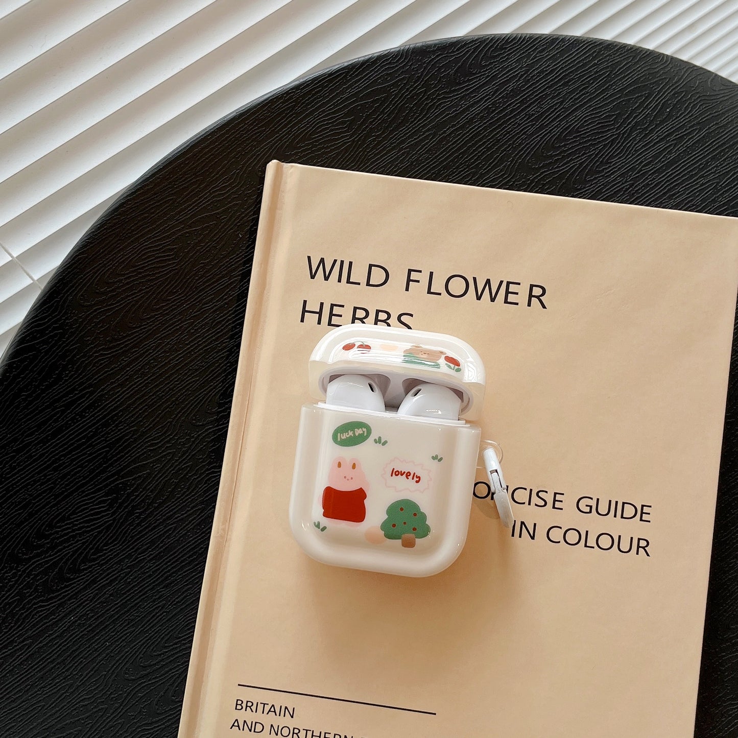 OEM wholesale phone case 14 pro Pressed Bear luxury phone case puffer Phone Case for iphone 12 13 mobile cover
