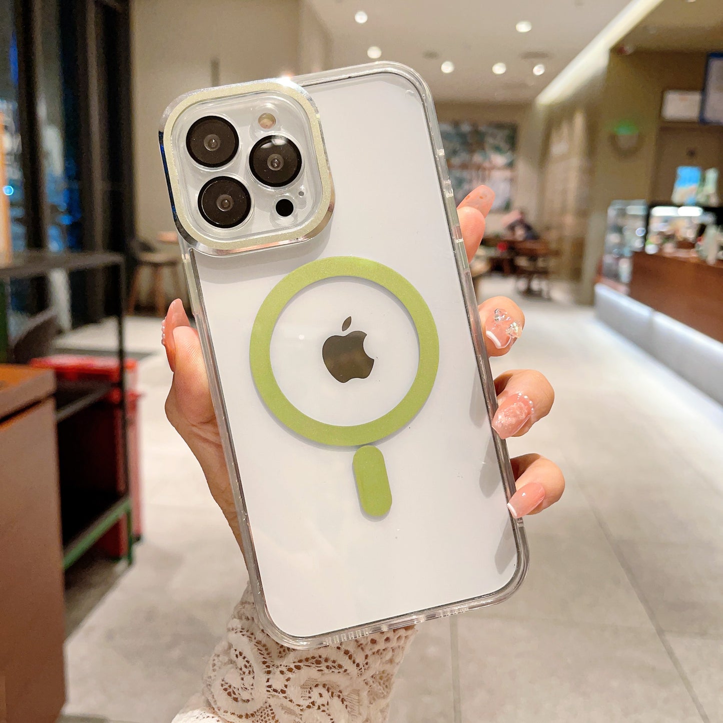 New trending charging phone case tpu magnetic transparent  Clear phone case for iphone 14 max